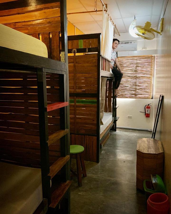 Moon Fools Hostel Panglao Dış mekan fotoğraf
