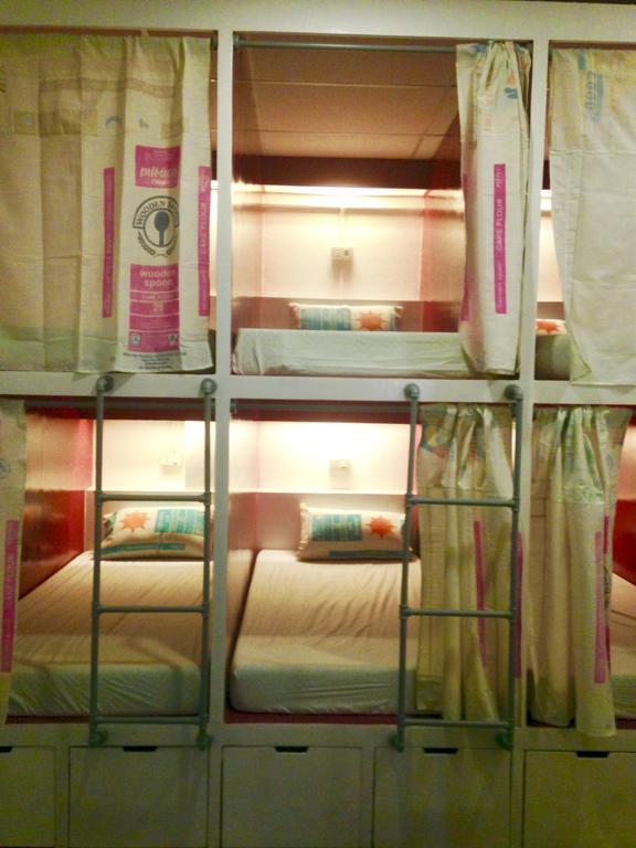 Moon Fools Hostel Panglao Dış mekan fotoğraf